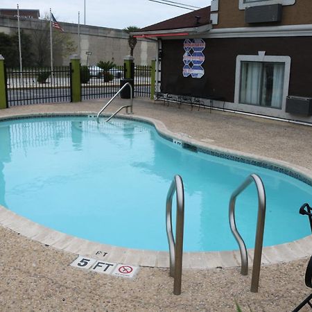 Hotel Super 8 By Wyndham San Antonio/I-35 North Esterno foto