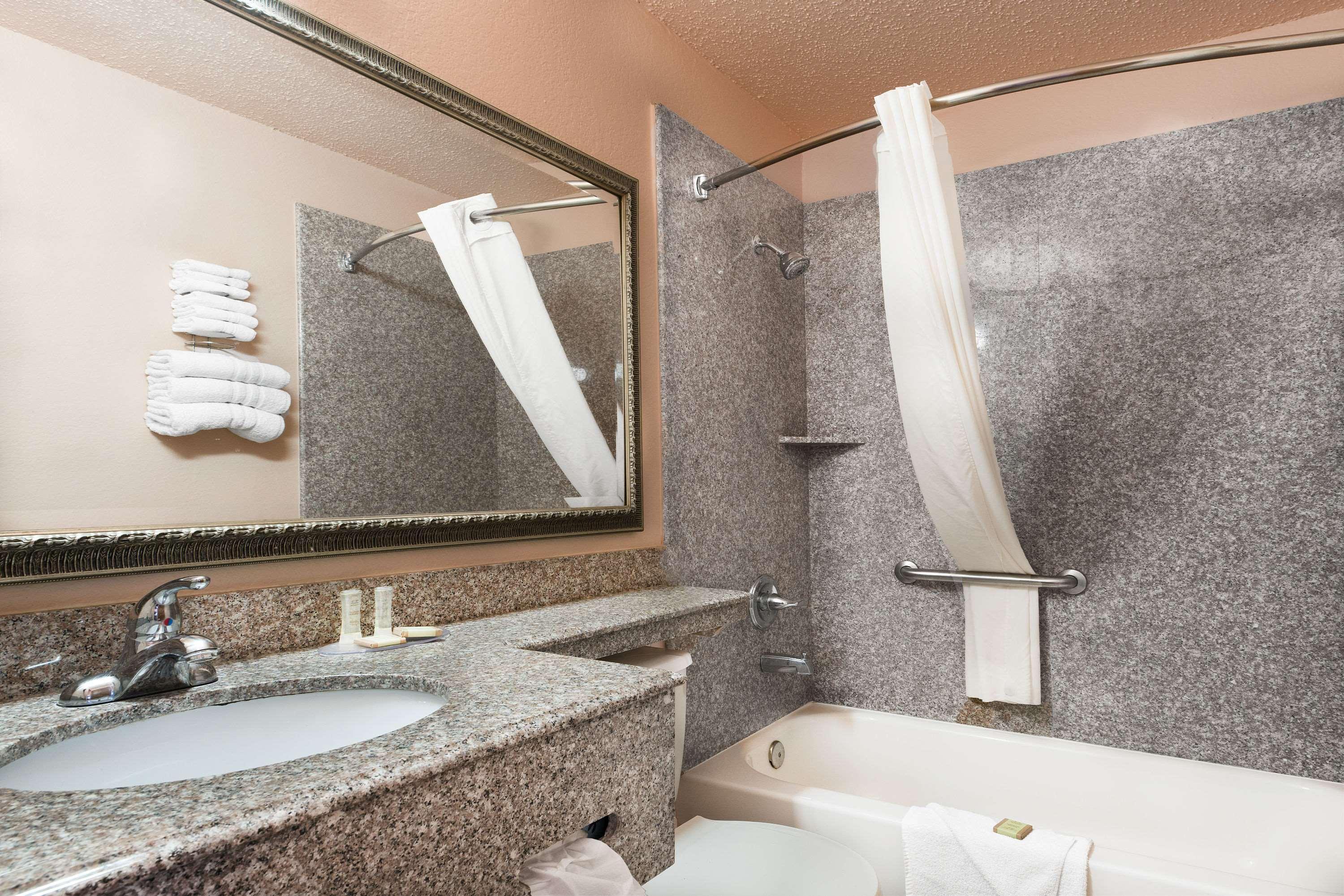 Hotel Super 8 By Wyndham San Antonio/I-35 North Esterno foto